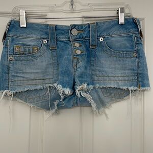 Super-short Jean shorts